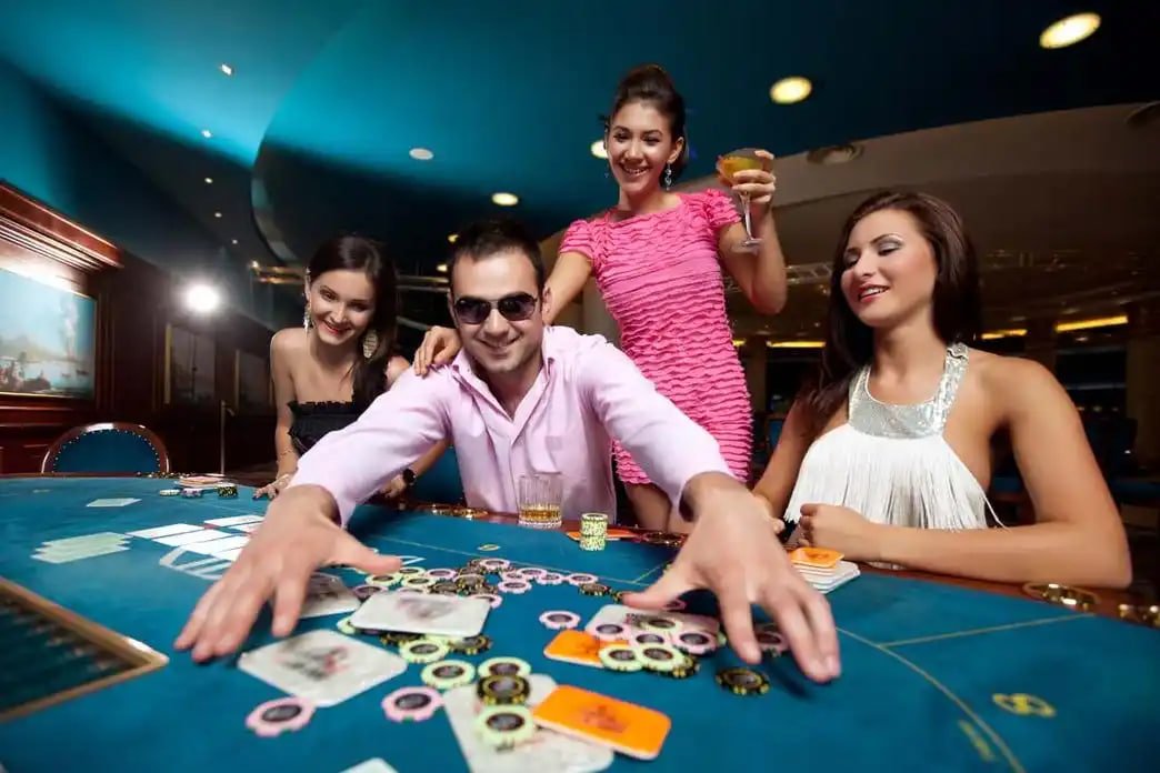 r77 Myanmar APP Bingo Slots Live Casino Esports မိုဘိုင်း
